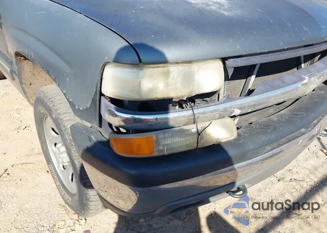 2002 Chevrolet Silverado 1500 из США, поврежденный, VIN 1GCEK14V72Z112160